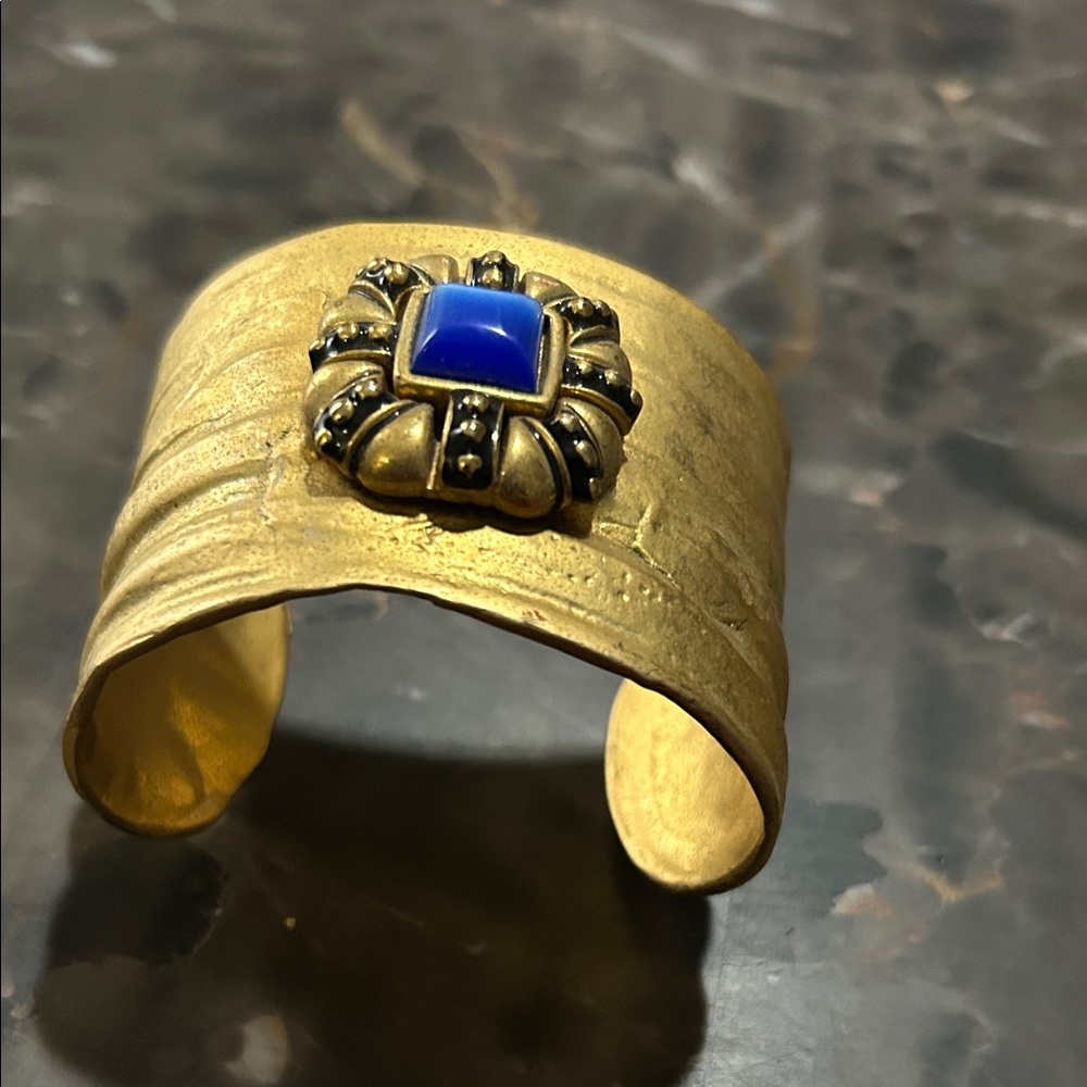 Vintage Unsigned Gold Tone Statement Cuff Bracele… - image 1